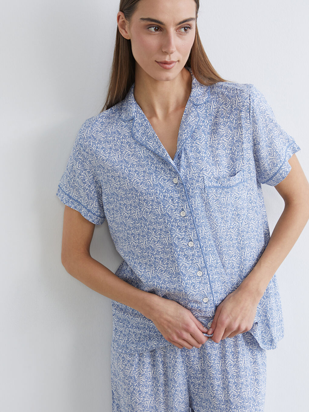 Woman BLUE Capri Pyjamas Set-1