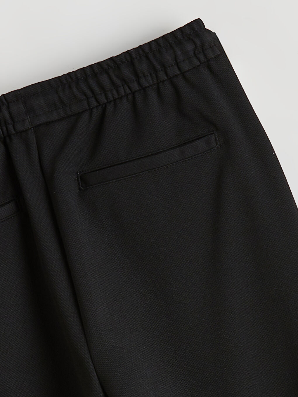 Siyah Standart Kalıp Erkek Pantolon-1