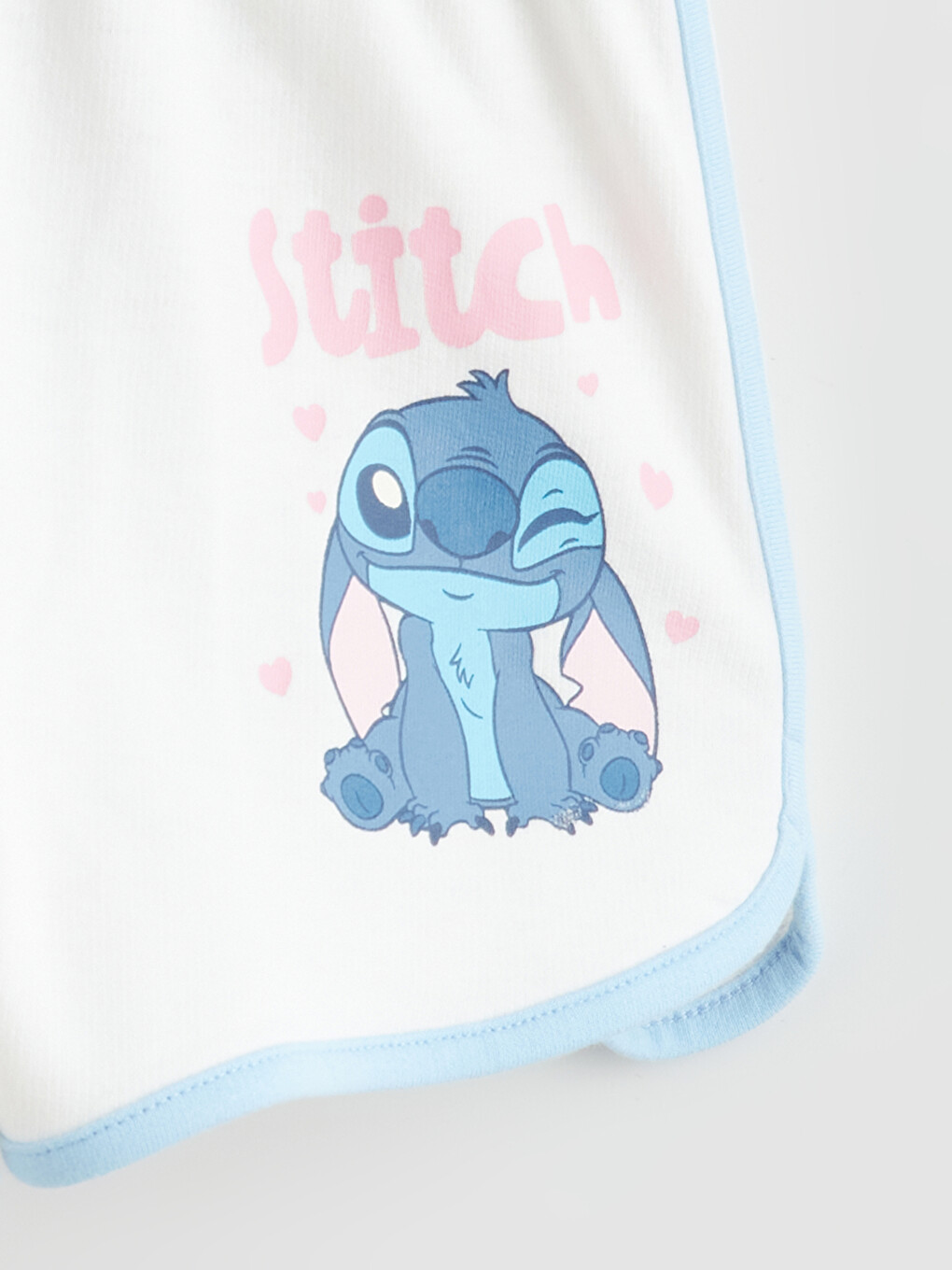 Beyaz Stitch Baskılı Kız Çocuk Şort-1