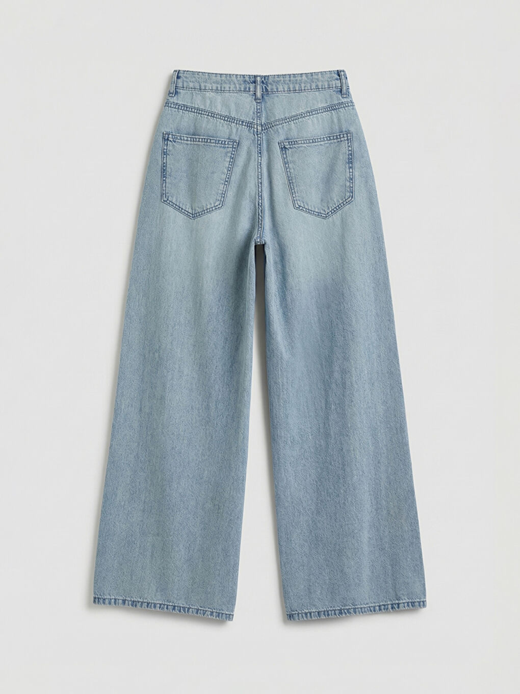 Γυναίκα ΜΠΛΕ Τζιν-4