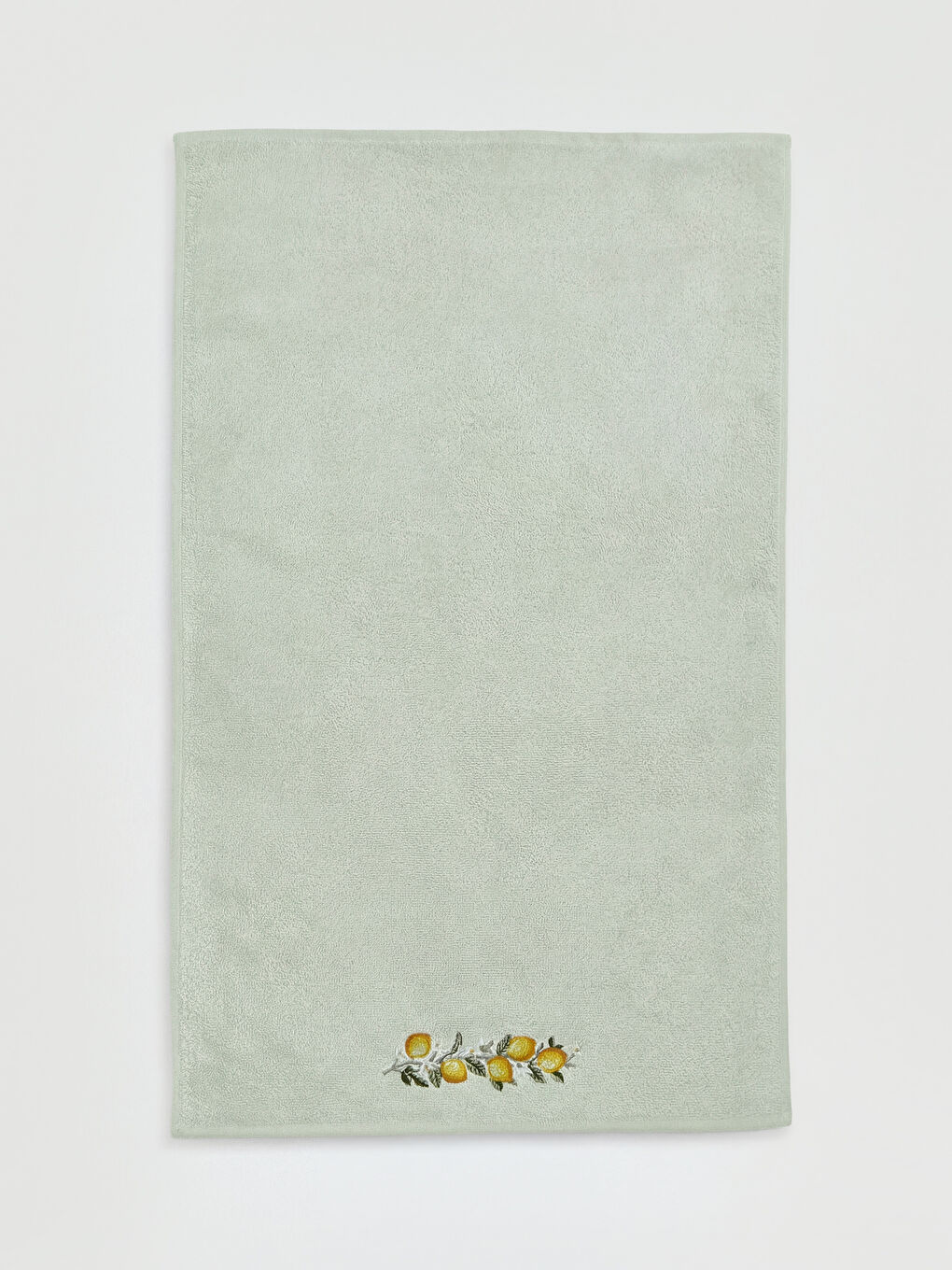 Yeşil Çiçek Nakışlı Yüz Havlusu 50x80 cm-1