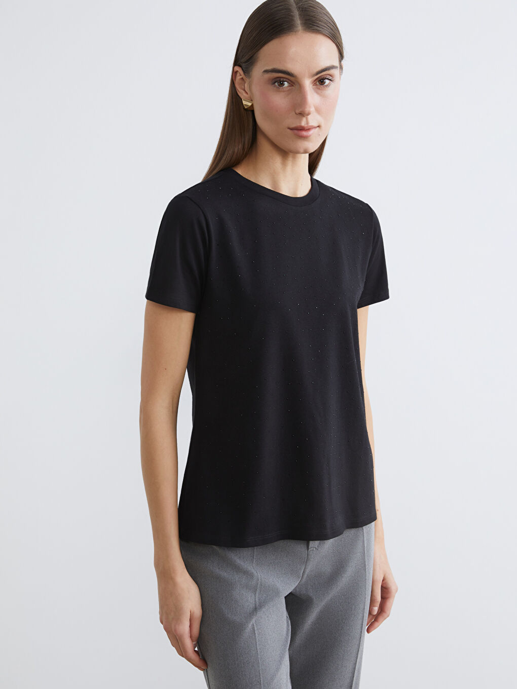 Siyah Bisiklet Yaka Taşlı Kadın Tişört