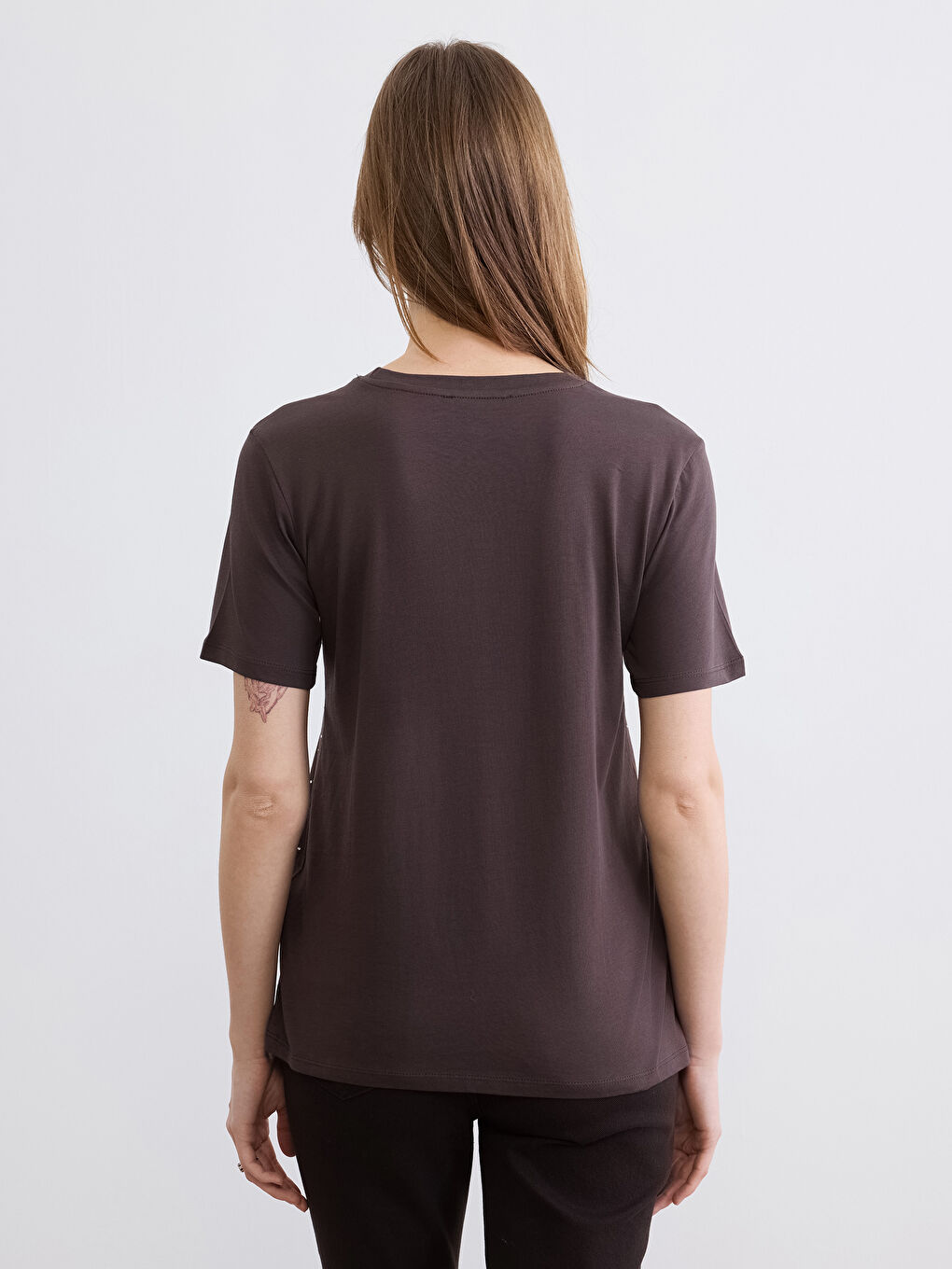 Kahverengi Bisiklet Yaka Taşlı Kadın Tişört-3