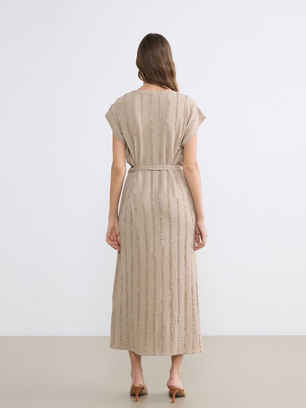 Жена Бежово Рокля-3