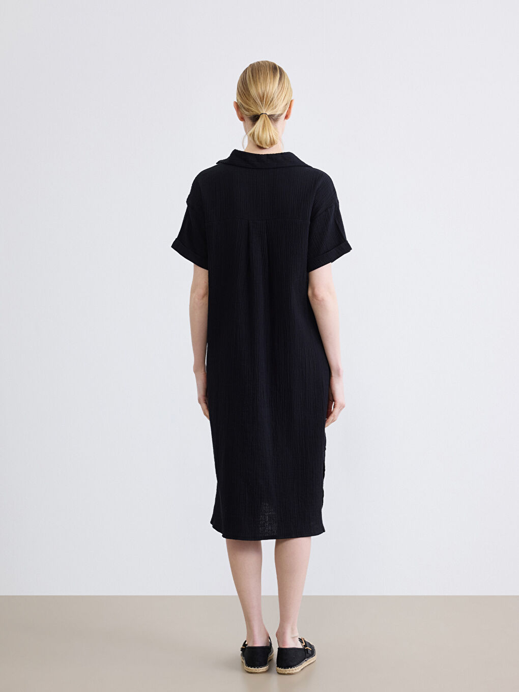 Shirt Collar Textured Oversize Muslin Dress-3