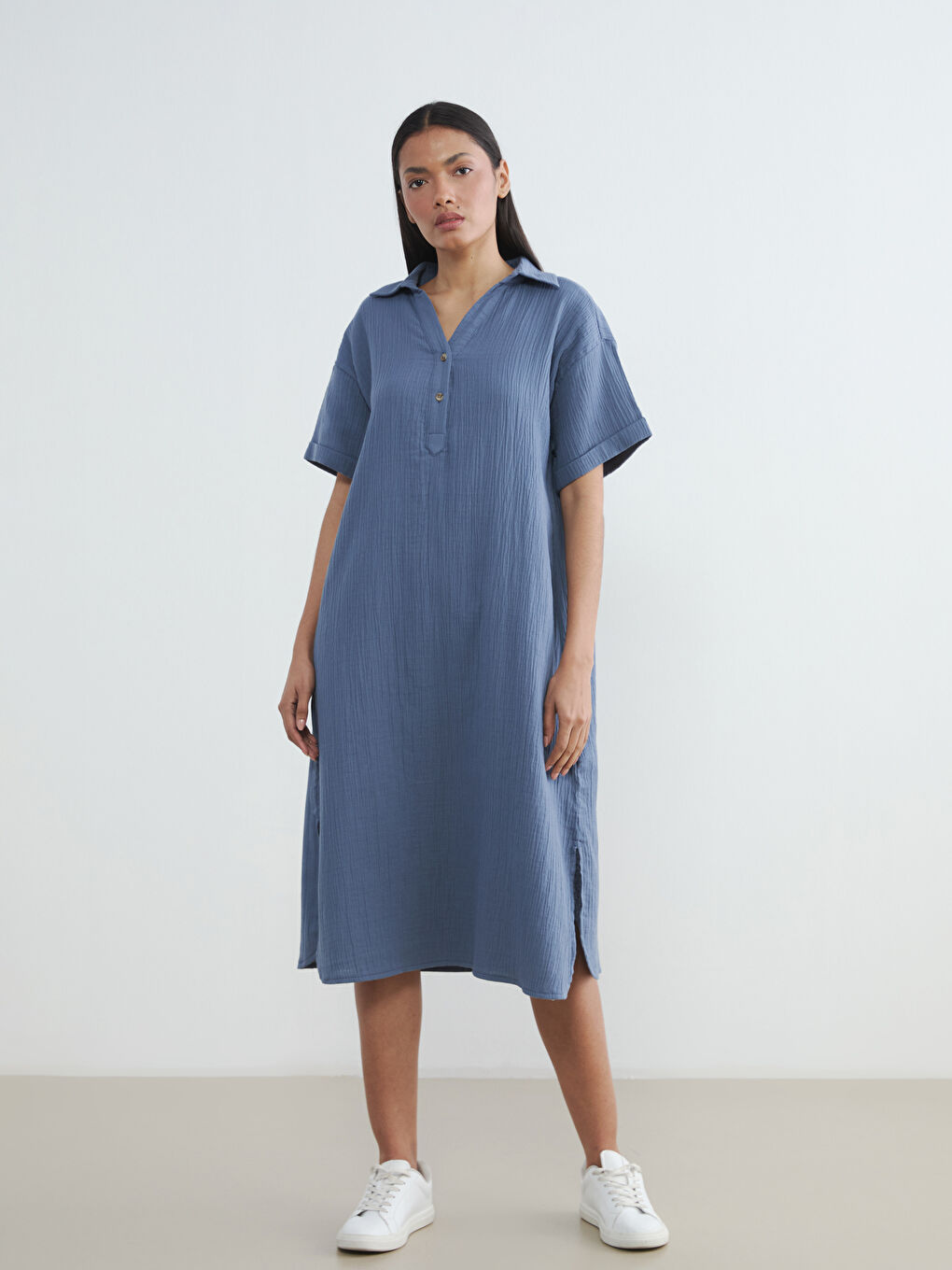 Mavi Gömlek Yaka Dokulu Oversize Müslin Elbise