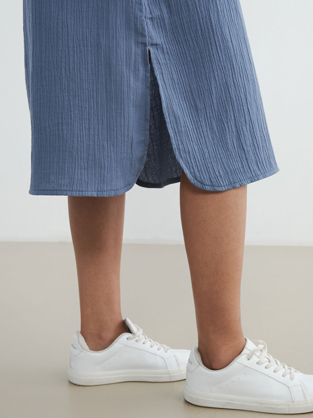 Mavi Gömlek Yaka Dokulu Oversize Müslin Elbise-2