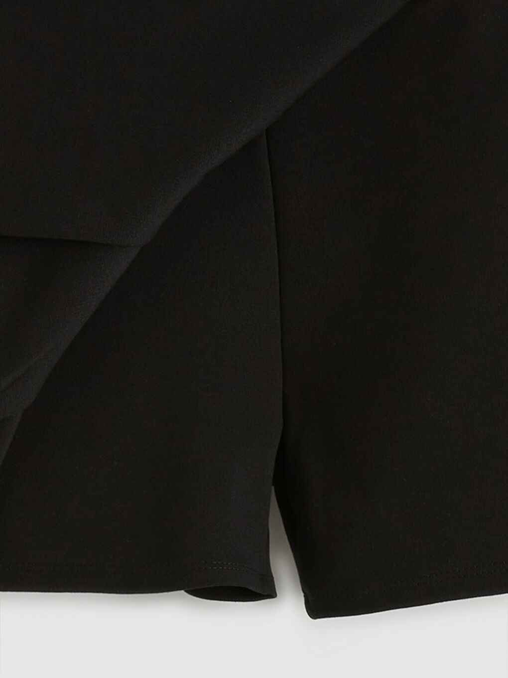 Siyah Kız Çocuk Şort ve Külotlu Çorap Takımı-2