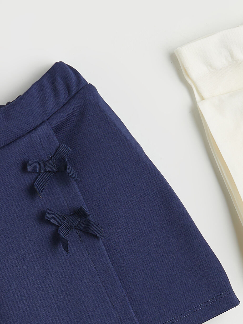 Lacivert Kız Çocuk Şort Etek ve Külotlu Çorap -2