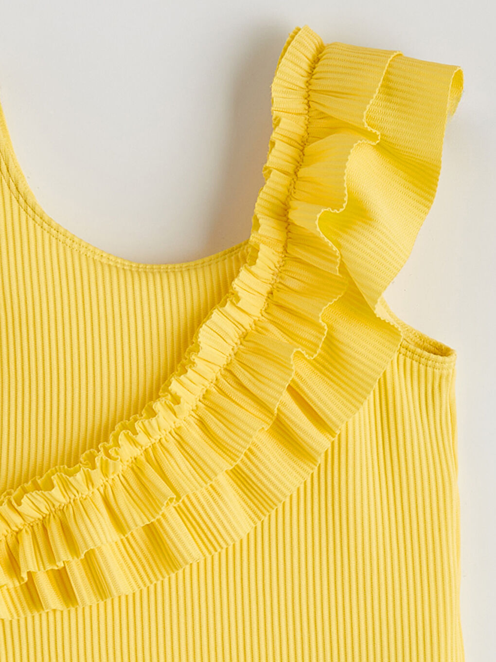 Sarı Kız Çocuk Fırfır Detaylı Mayo-2