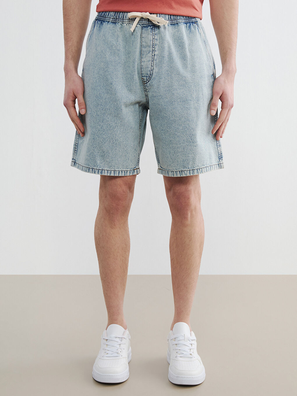 Man INDIGO Denim Shorts-1