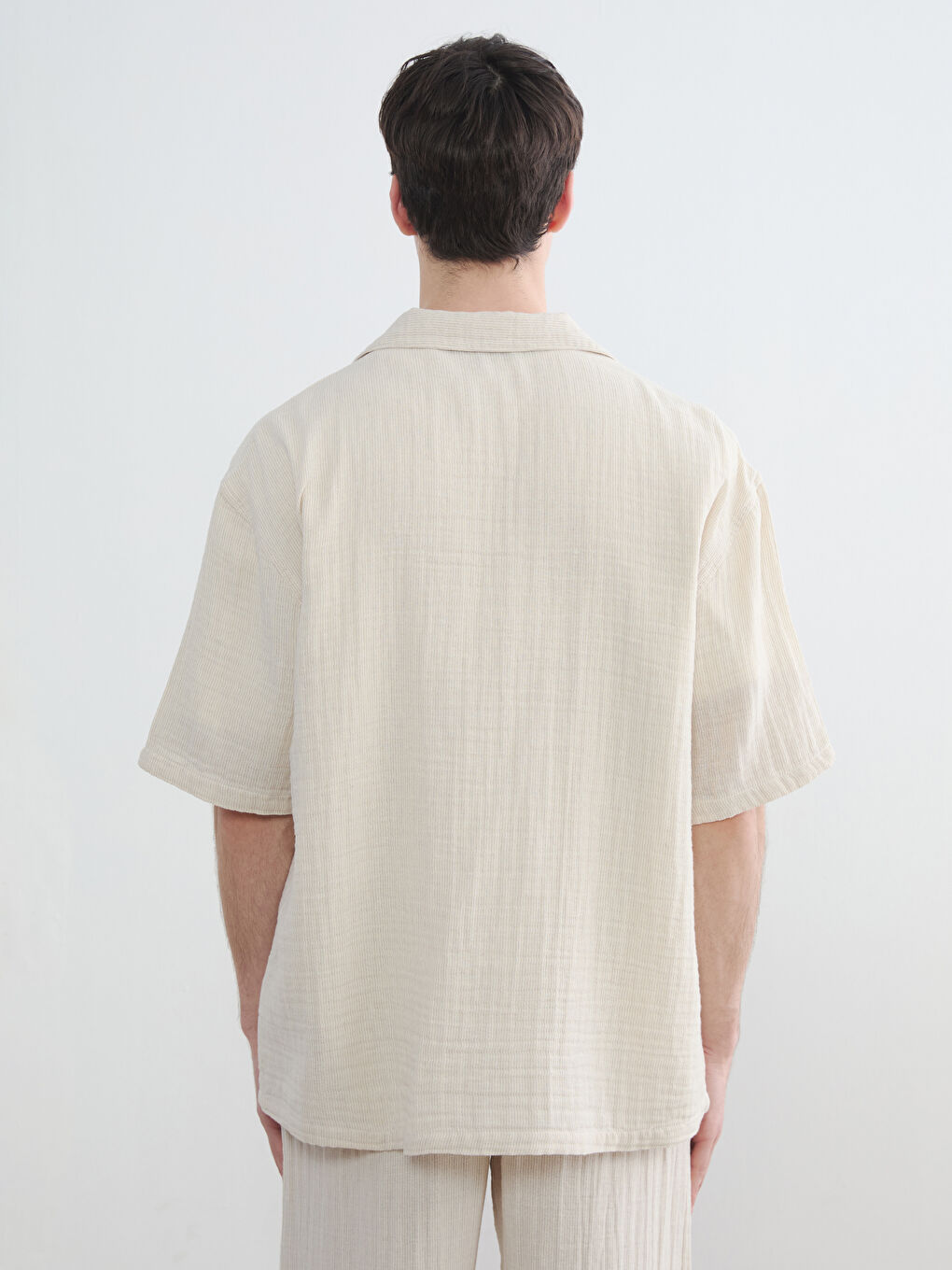 Bej Loose Fit Müslin Erkek Gömlek-3