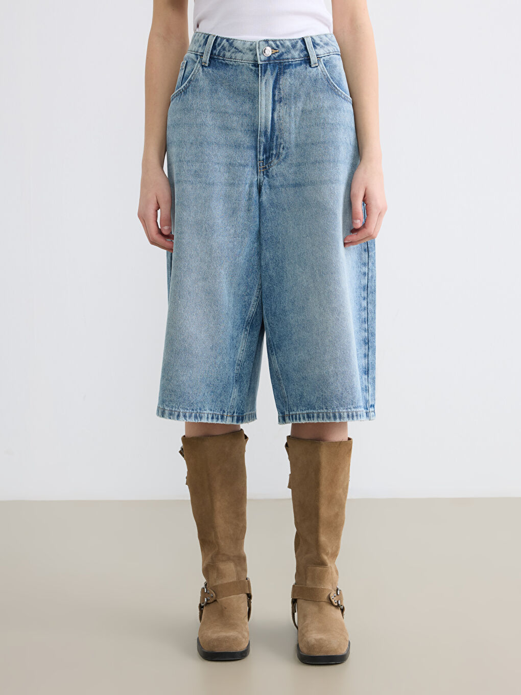 Woman BLUE Denim Shorts-1