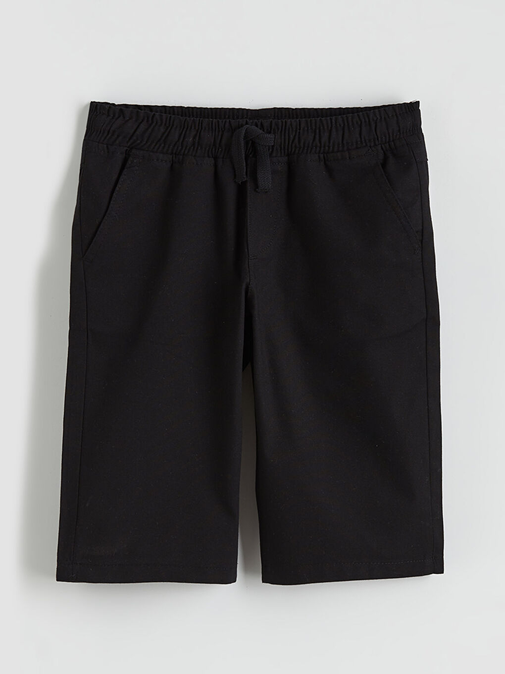 Siyah Beli Lastikli Gabardin Erkek Çocuk Şort