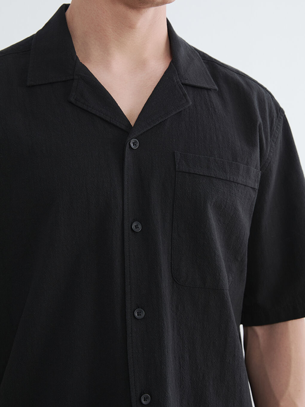 قميص أسود رجل-2