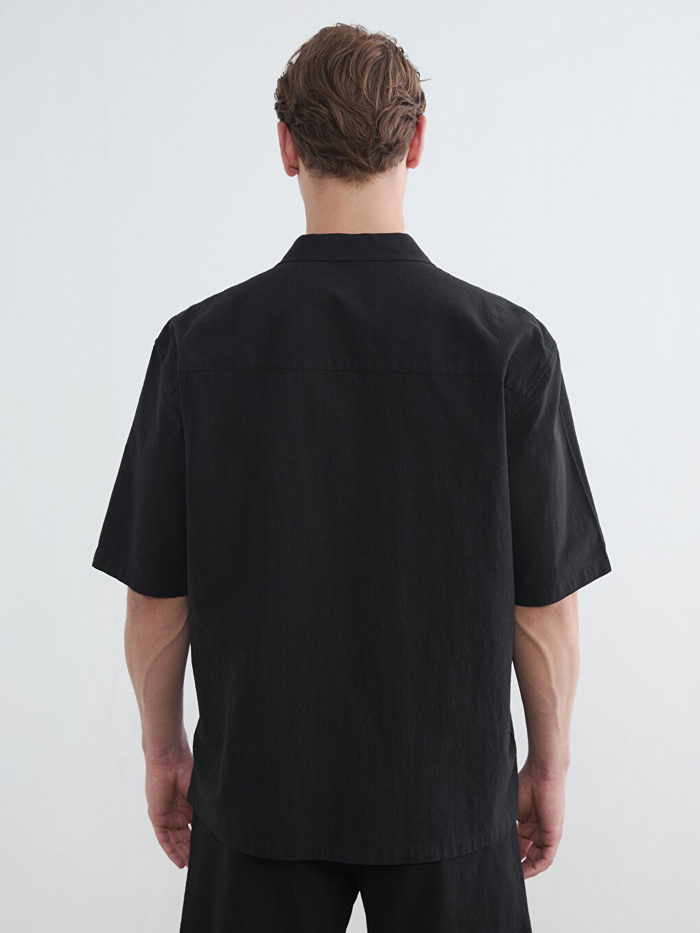 قميص أسود رجل-3