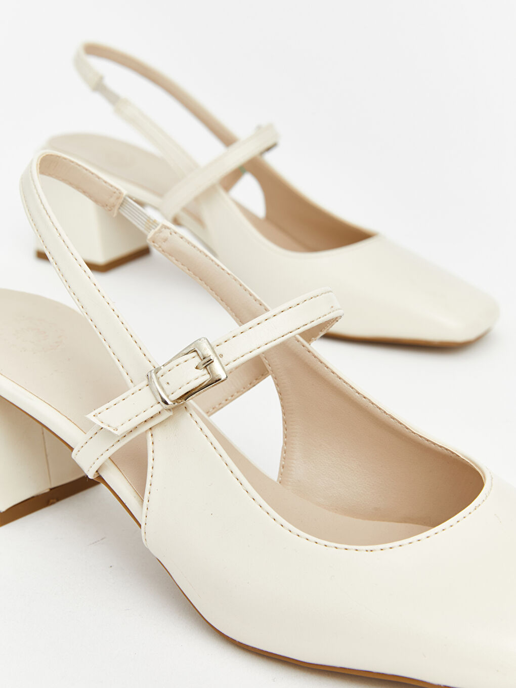 Ekru Deri Görünümlü Kadın Topuklu Ayakkabı-2
