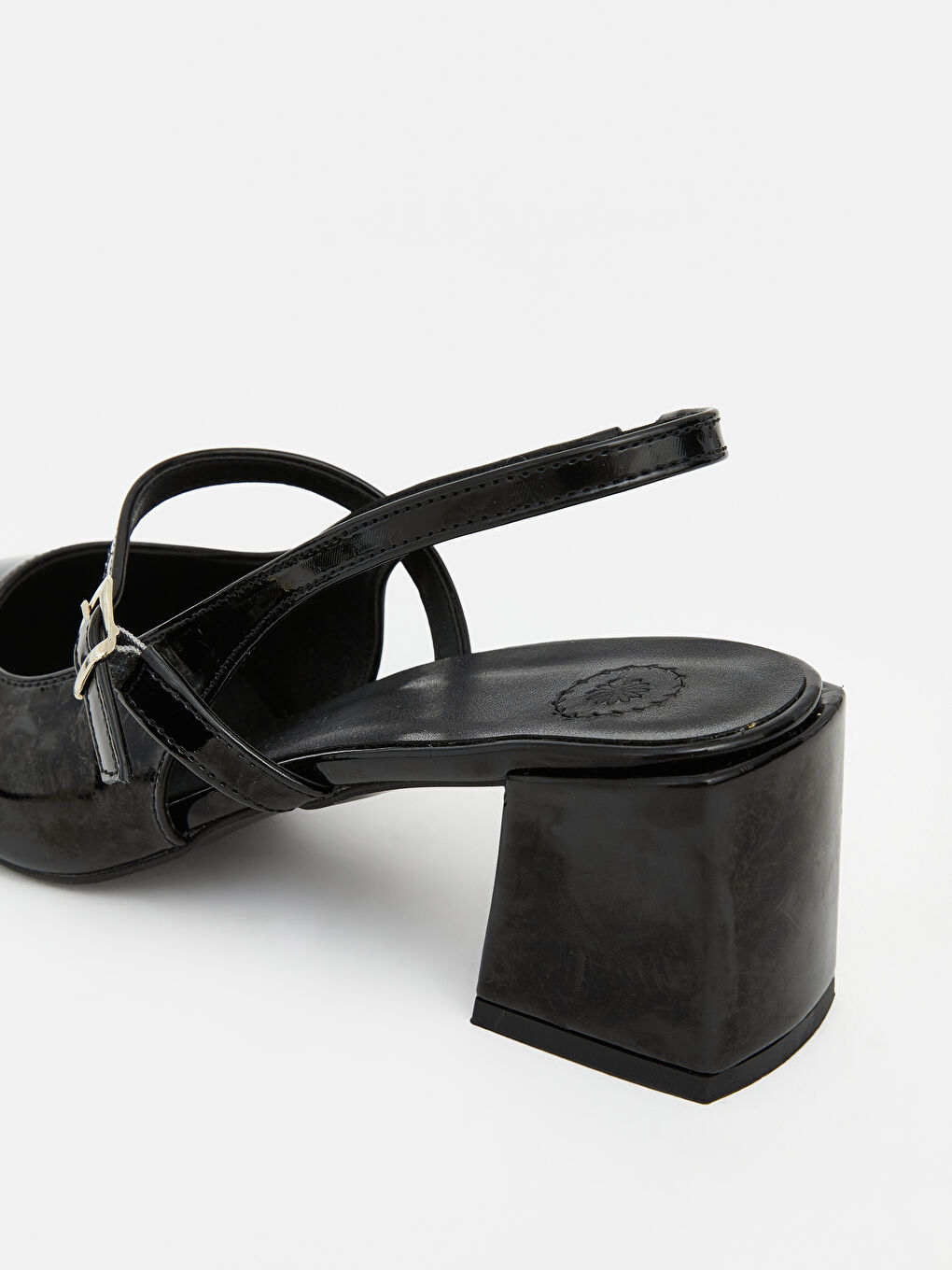 Siyah Deri Görünümlü Kadın Topuklu Ayakkabı-4