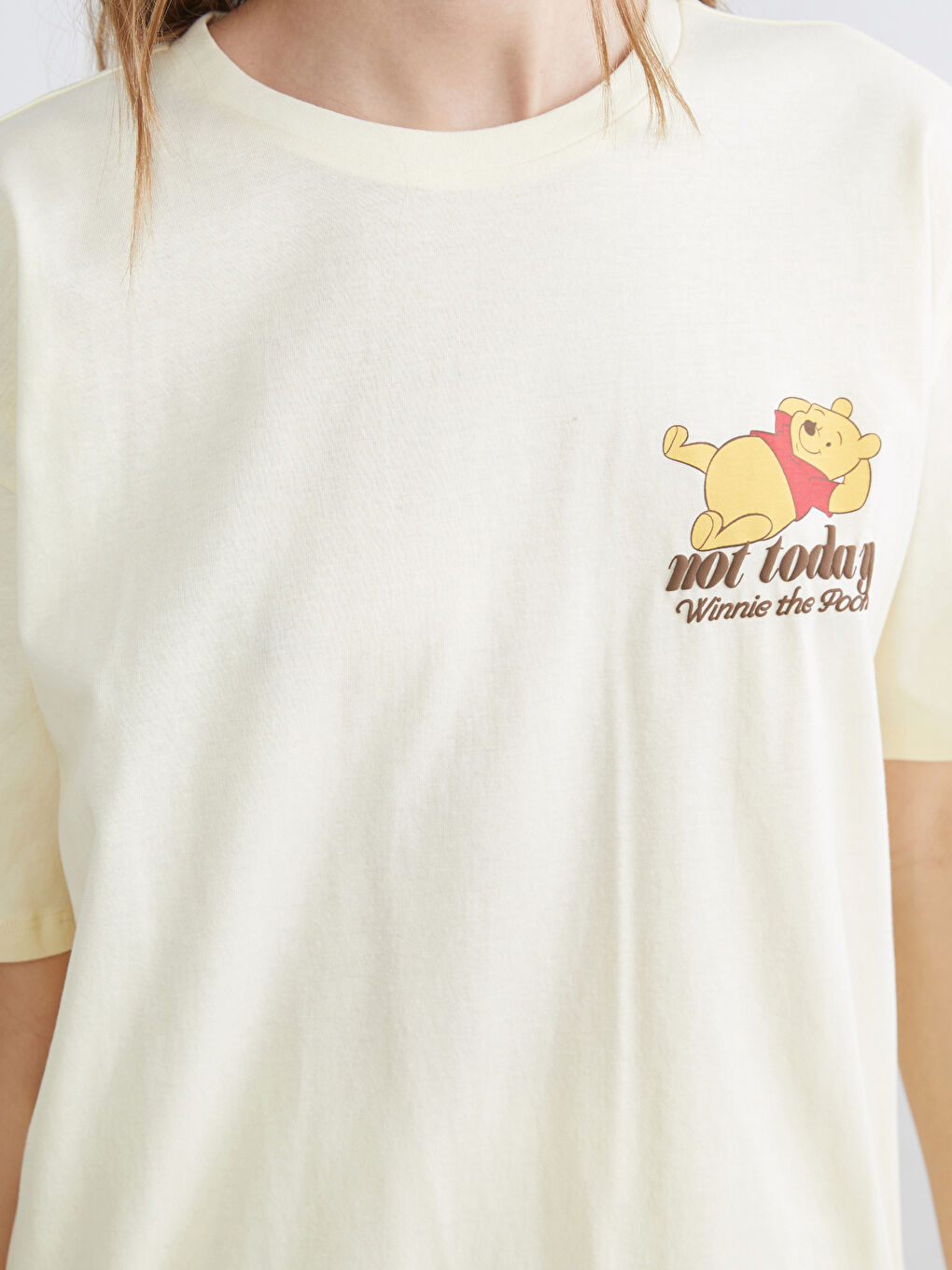 Дамска тениска с принт Мечо Пух-2