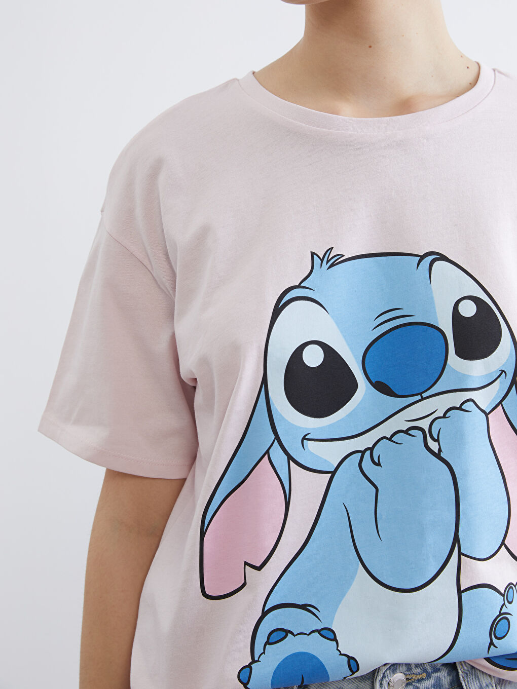 Women's Crew Neck T-shirt with Stitch Print-2