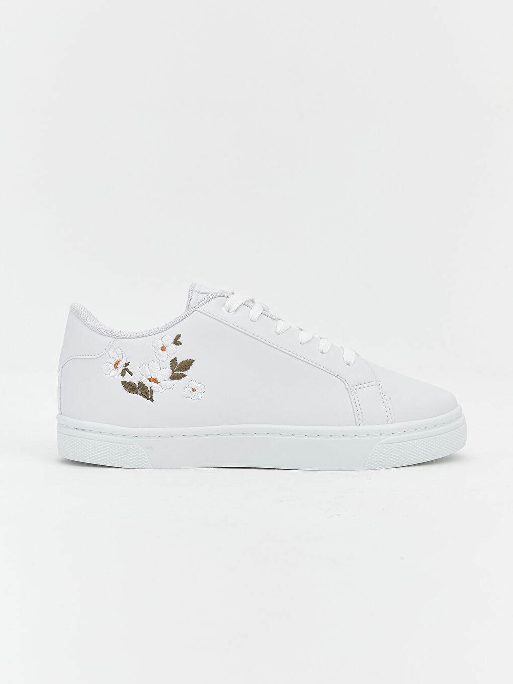 Beyaz Bağcıklı Kadın Sneaker-1