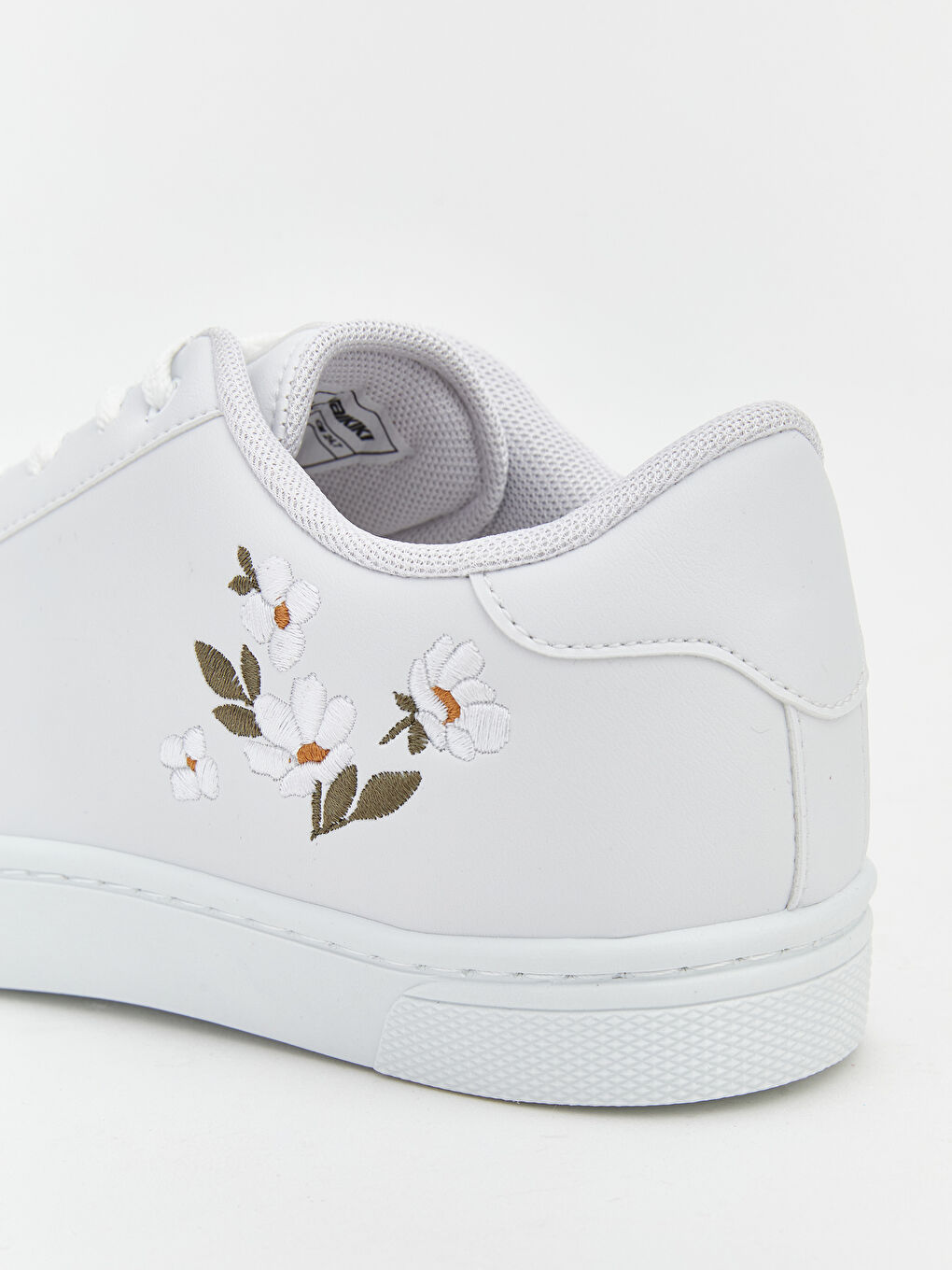 Beyaz Bağcıklı Kadın Sneaker-4