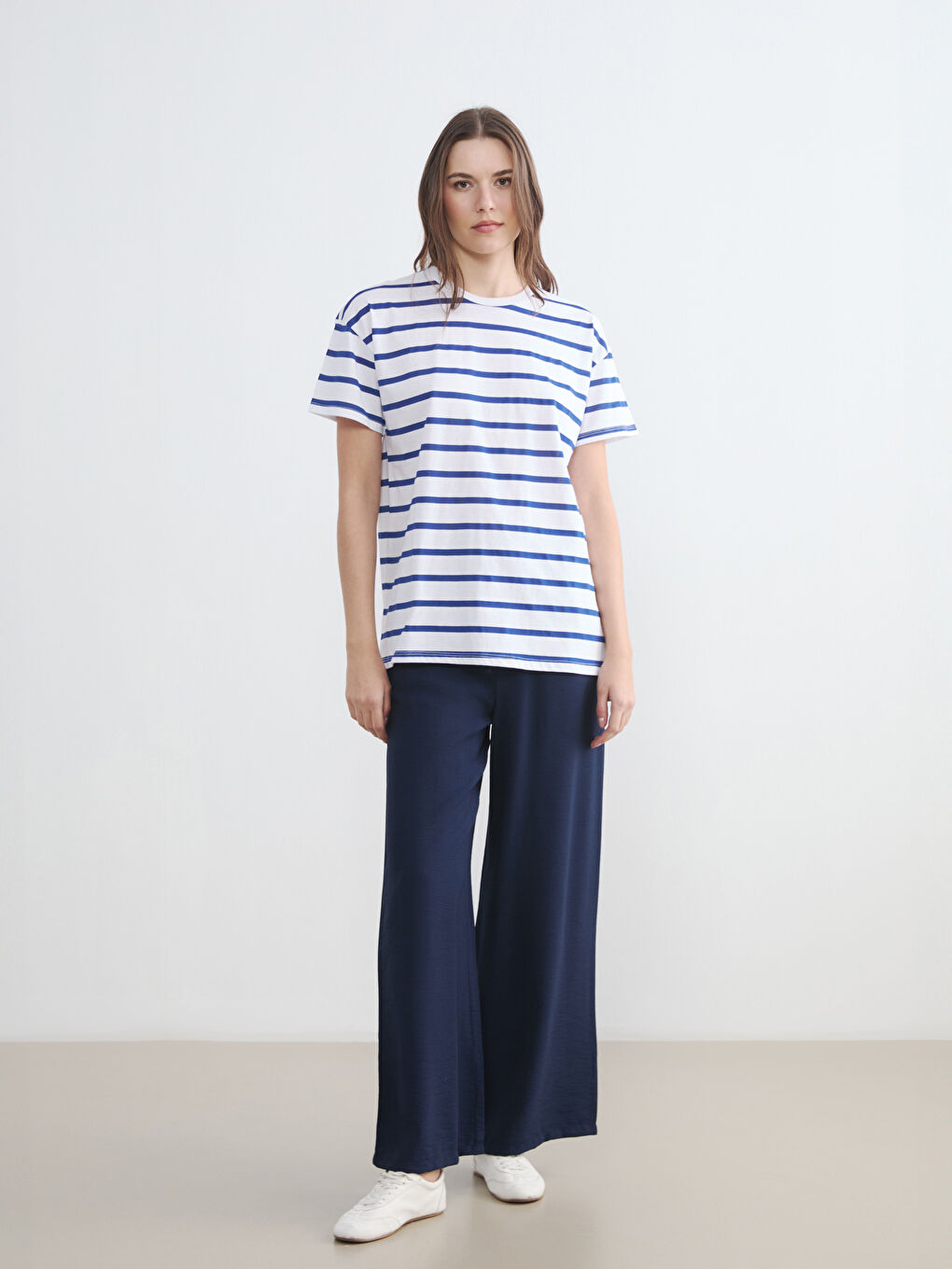 Mavi Bisiklet Yaka Çizgili Kadın Tişört	-2