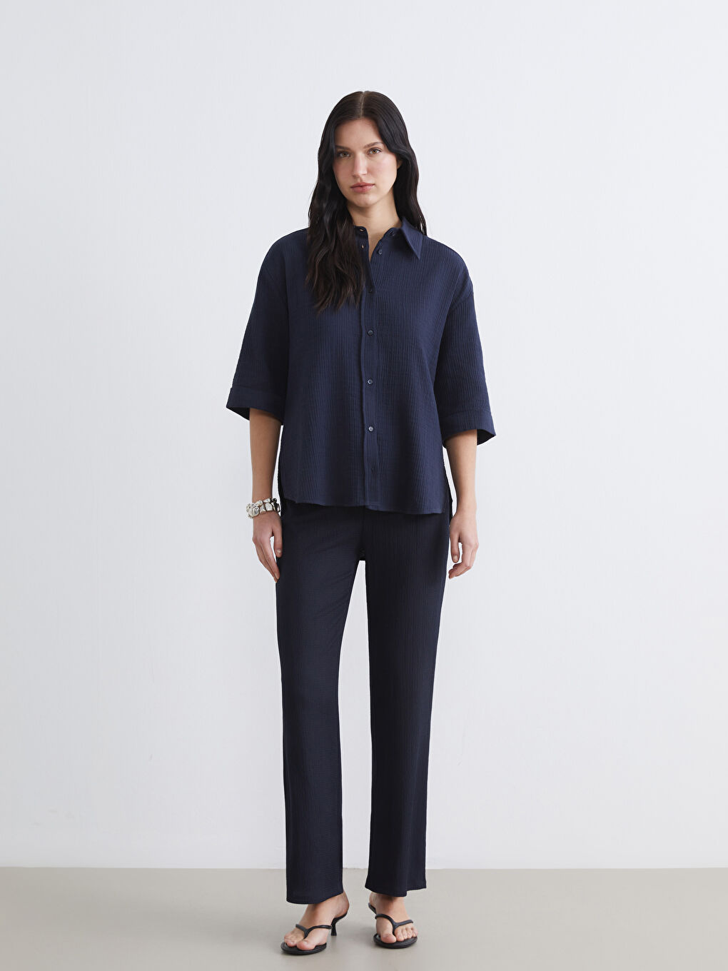 Lacivert Beli Lastikli Dokulu Kadın Pantolon