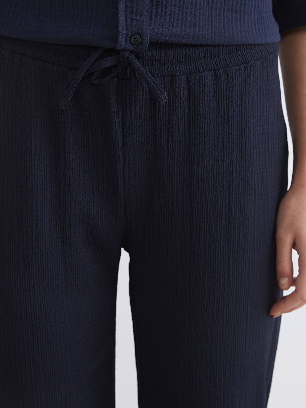 Lacivert Beli Lastikli Dokulu Kadın Pantolon-2