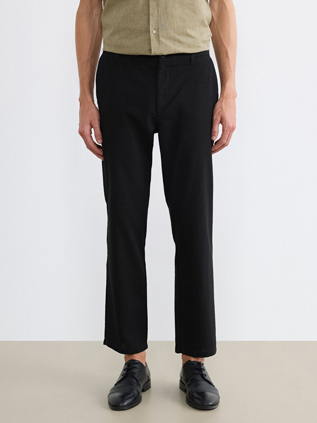 Siyah Standart Kalıp Erkek Pantolon-2