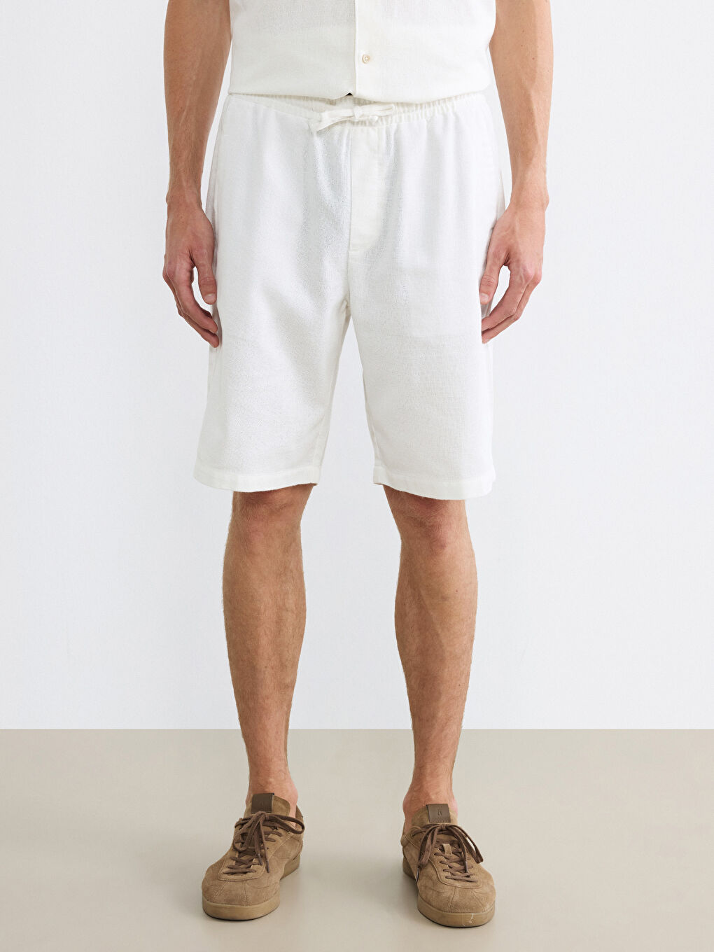 Beyaz Regular Fit Erkek Şort-1
