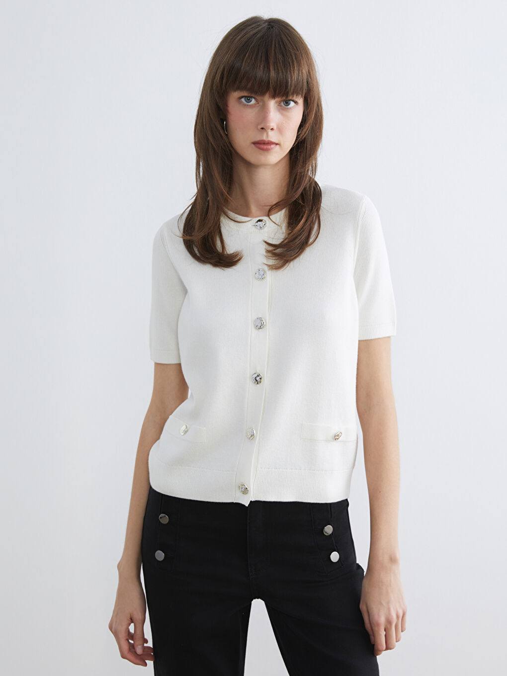 Women's crew neck knit cardigan