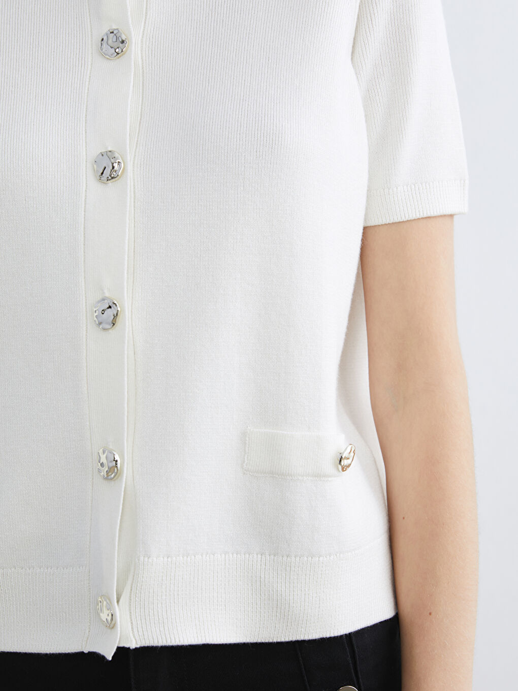 Women's crew neck knit cardigan-2