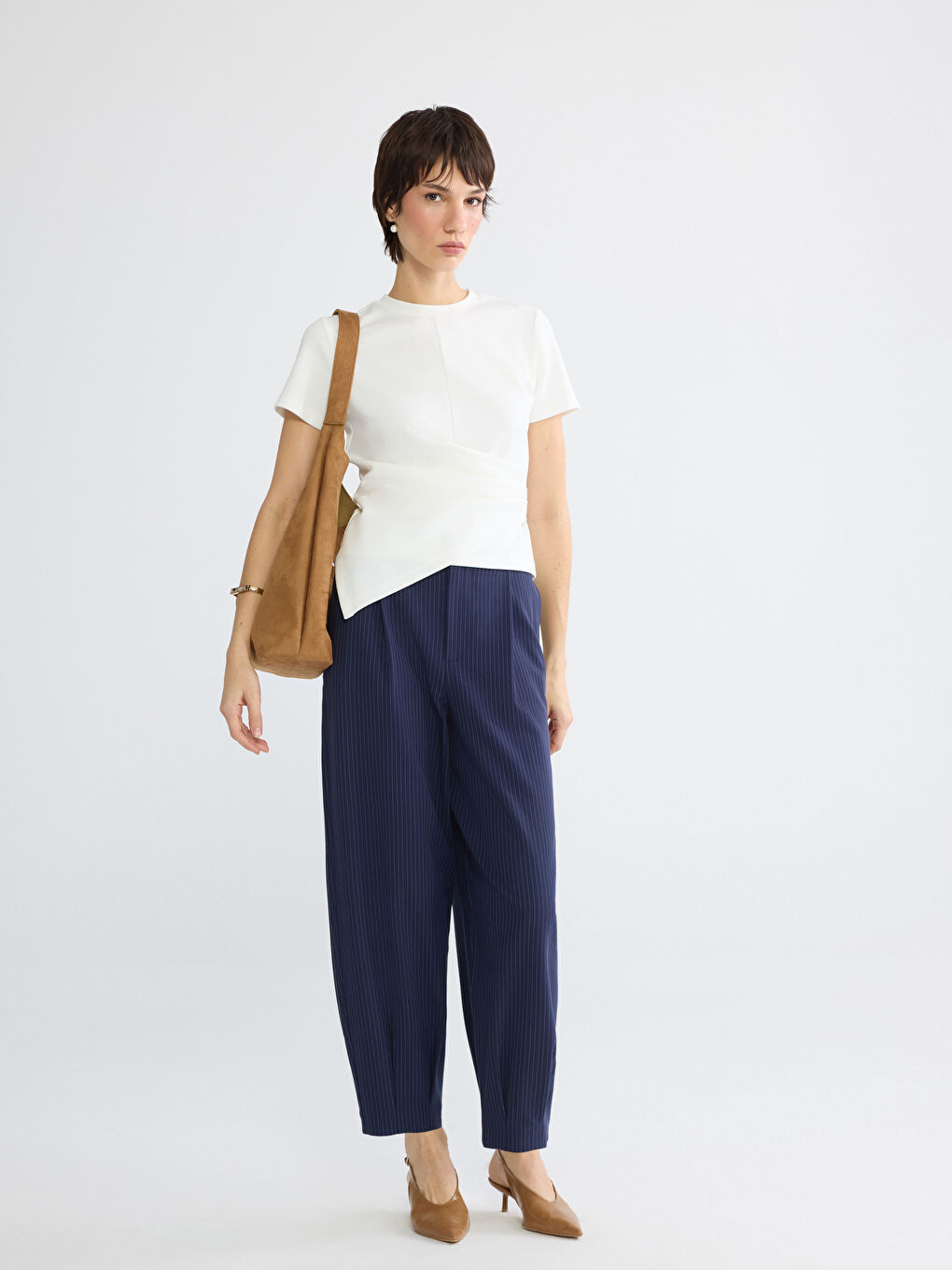 Tricou Basic cu Fronseuri pentru Femei, cu Guler Rotund-1