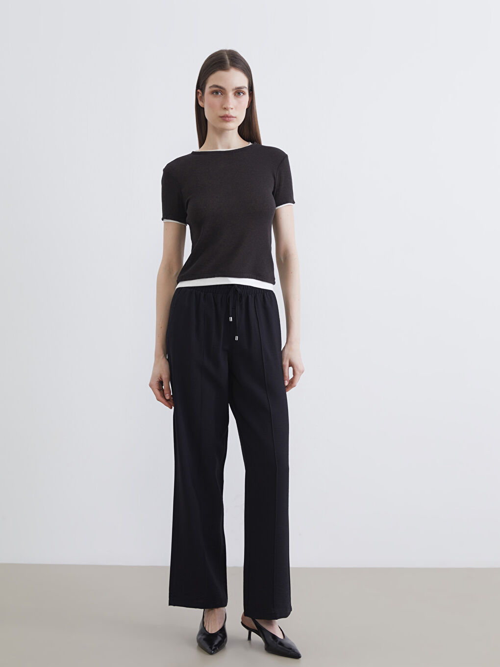 Siyah Beli Lastikli Geniş Paça Kadın Pantolon