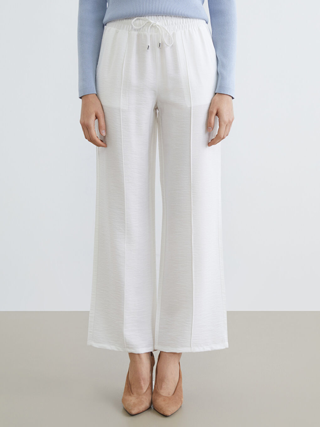 Beyaz Beli Lastikli Geniş Paça Kadın Pantolon-1