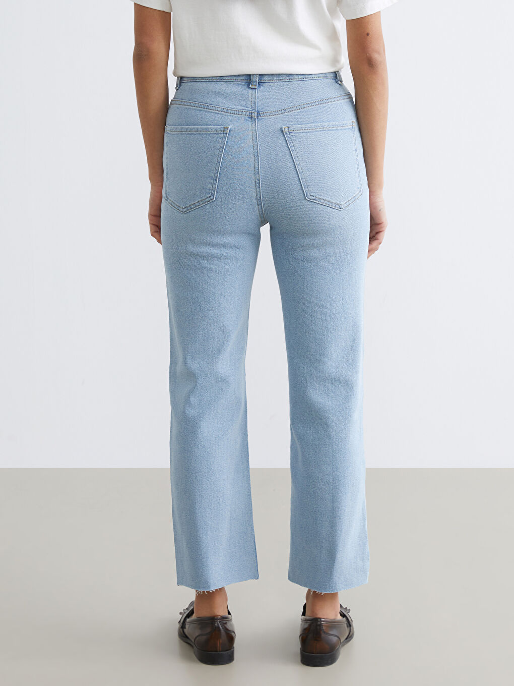 İndigo Straight Fit Kadın Jean Pantolon	-3