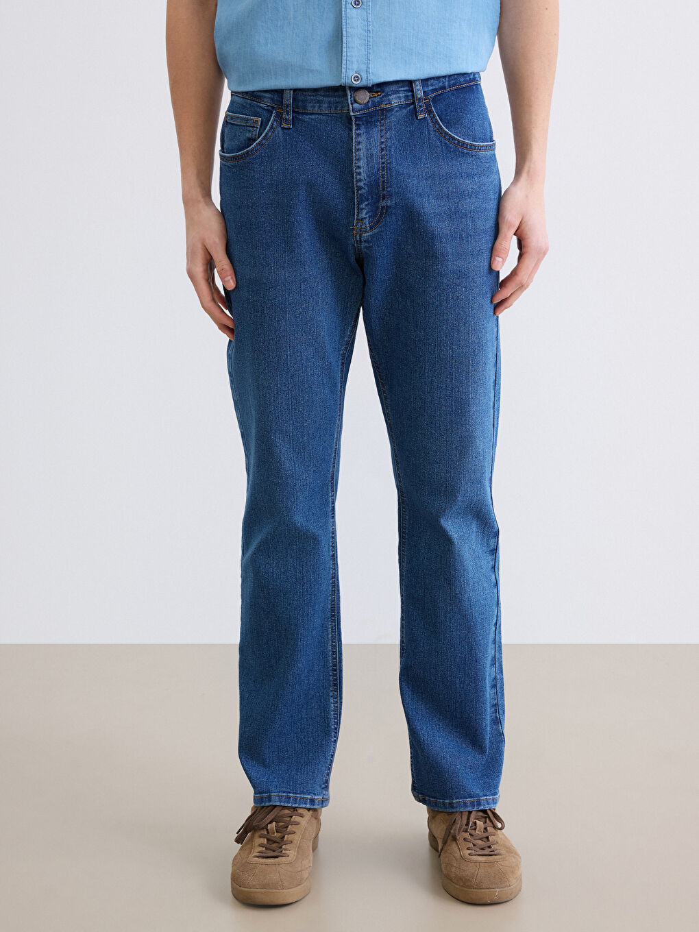 بنطلون جينز رجالي بقَصّة مريحة 790-1