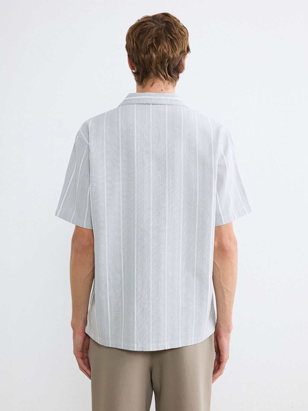 Regular Fit Short Sleeve Striped Men's Shirt-3