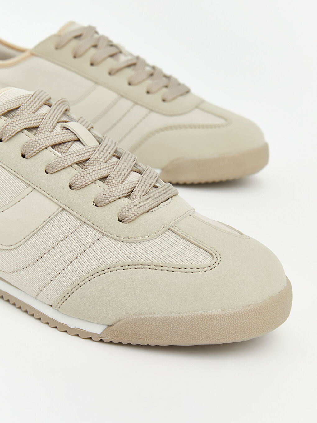 Bej Süet Görünümlü Kadın Sneaker-2