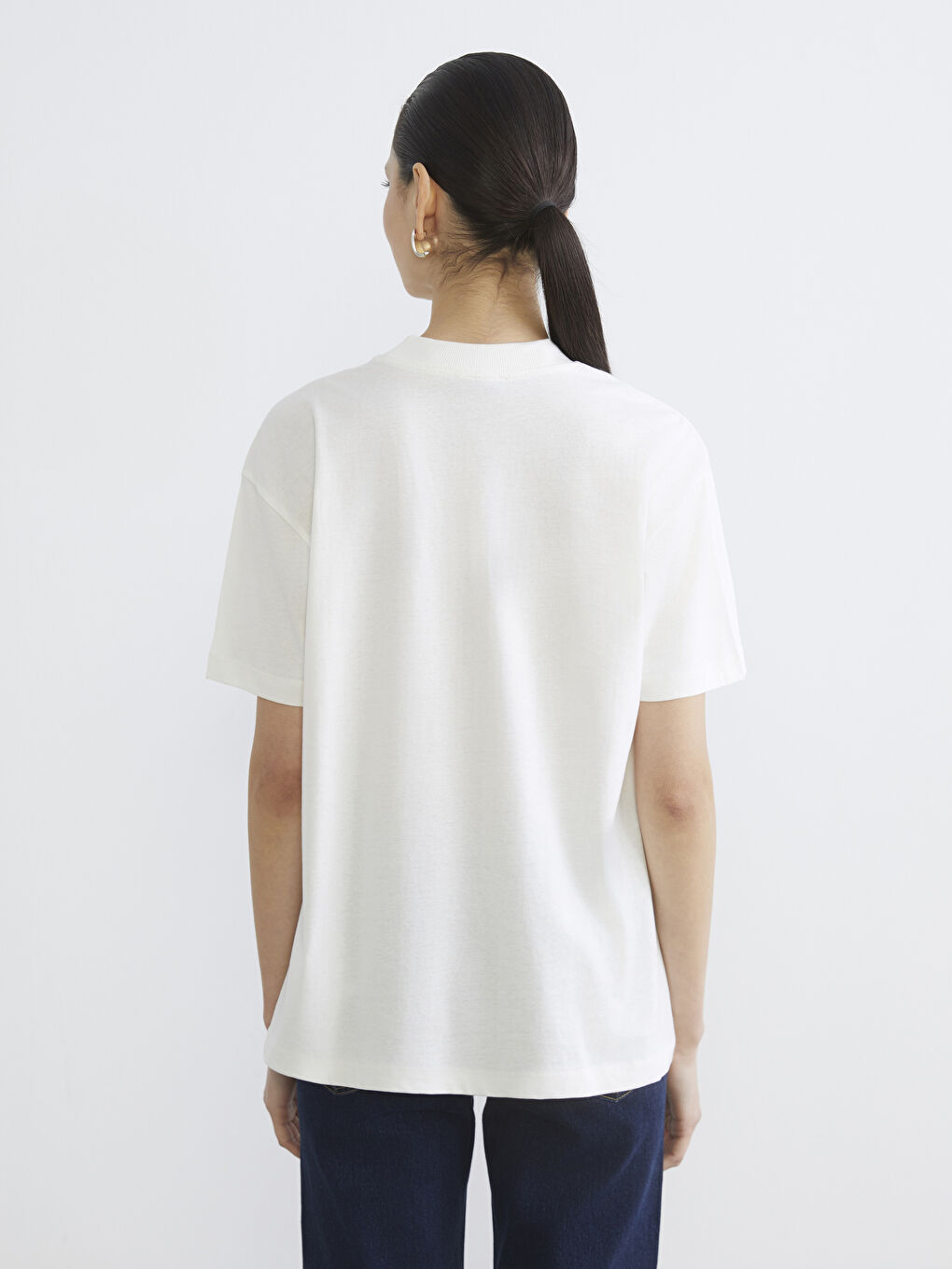 Embroidered Crew Neck Women's T-Shirt-3