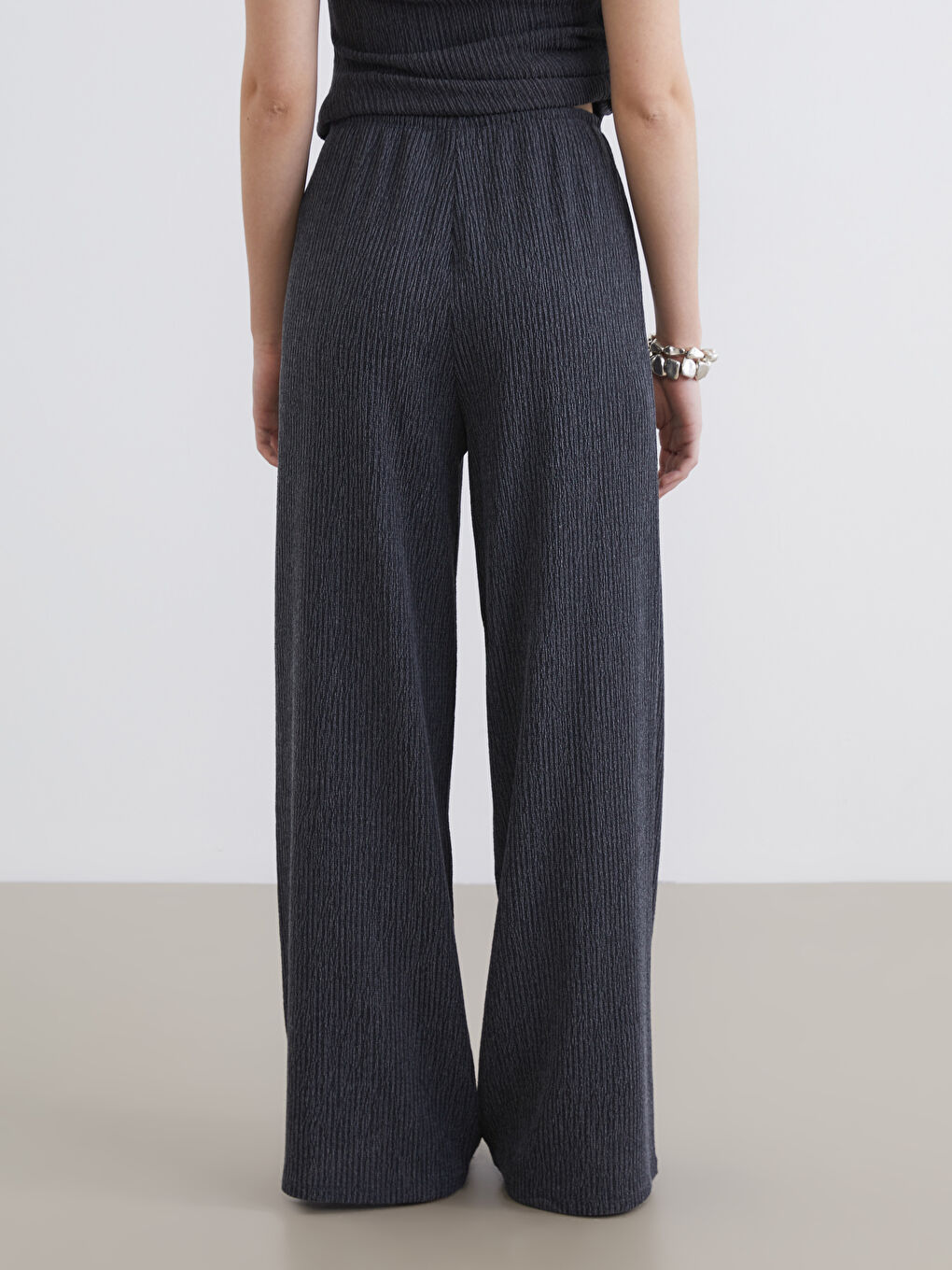 Beli Lastikli Dokulu Kadın Pantolon-3