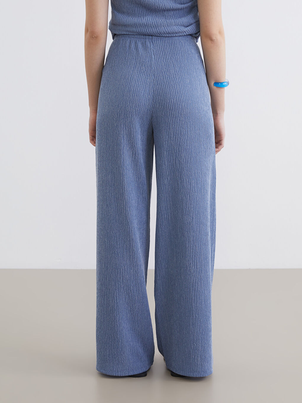 ქალი ლურჯი შარვალი-3