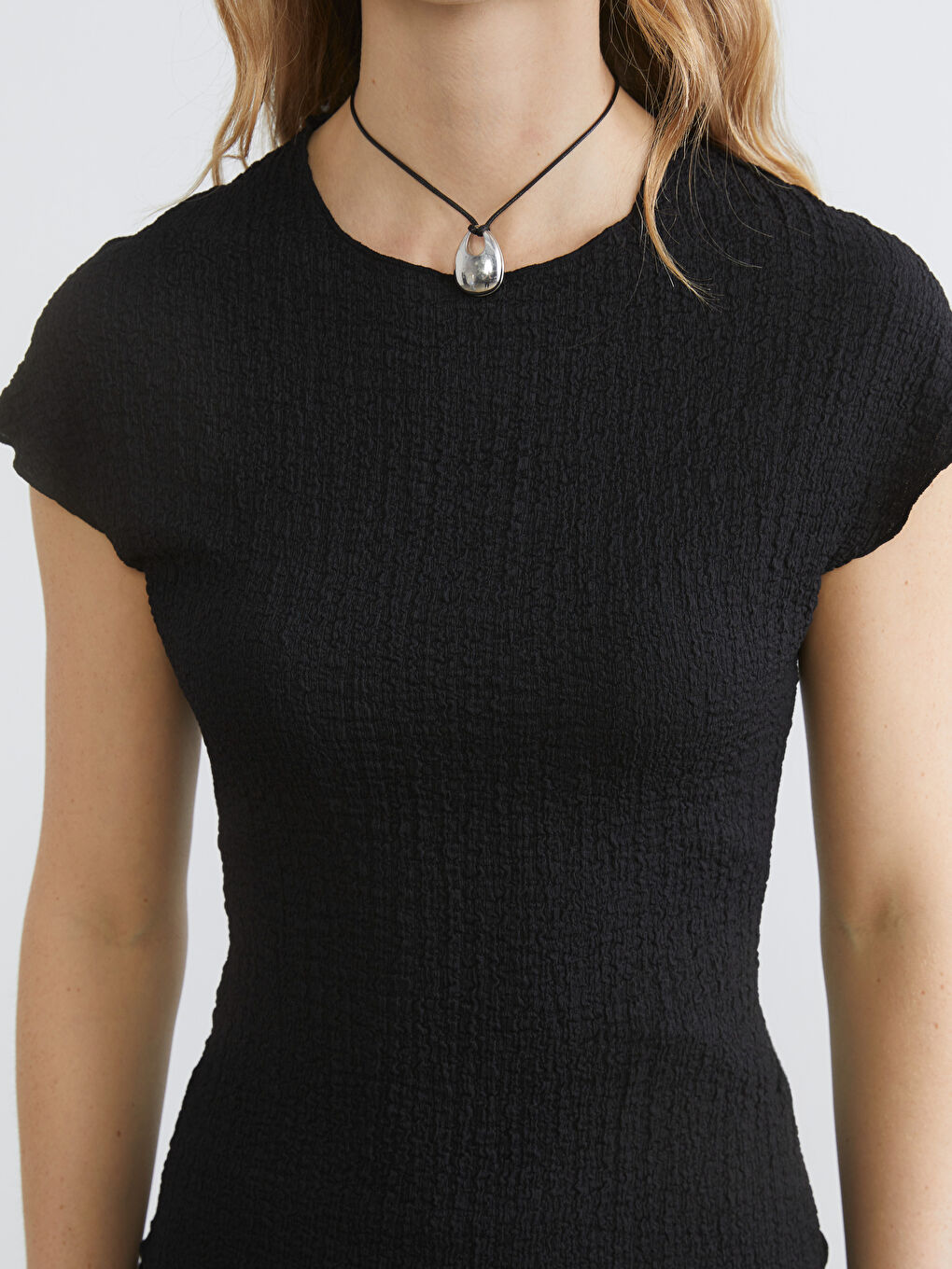 Crew Neck Textured Blouse-2