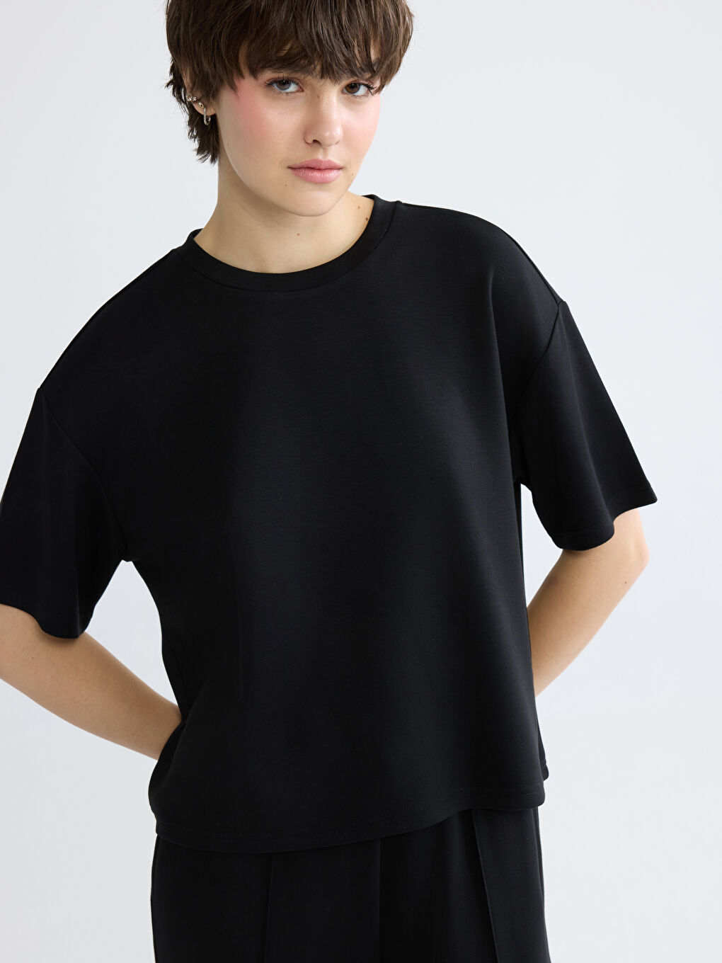 Γυναίκα ΜΑΥΡΟ Μπλουζάκι