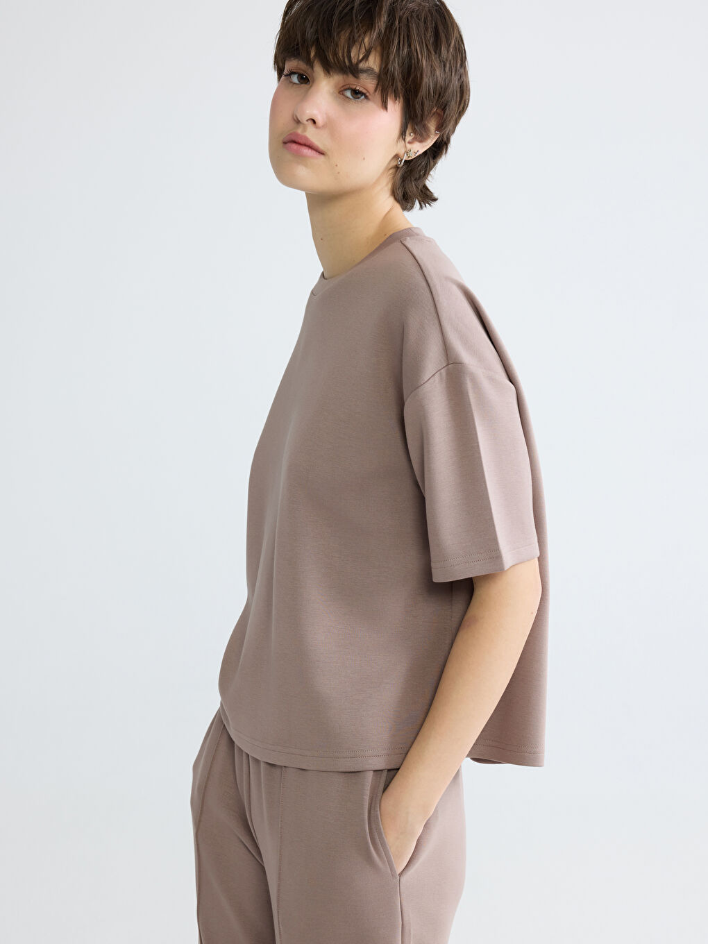 Γυναίκα ΚΑΦΕ Μπλουζάκι