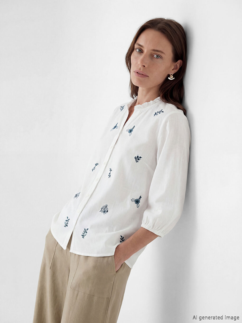 Πουκάμισο με λαιμόκοψη με εγκοπή φλοράλ για γυναίκες