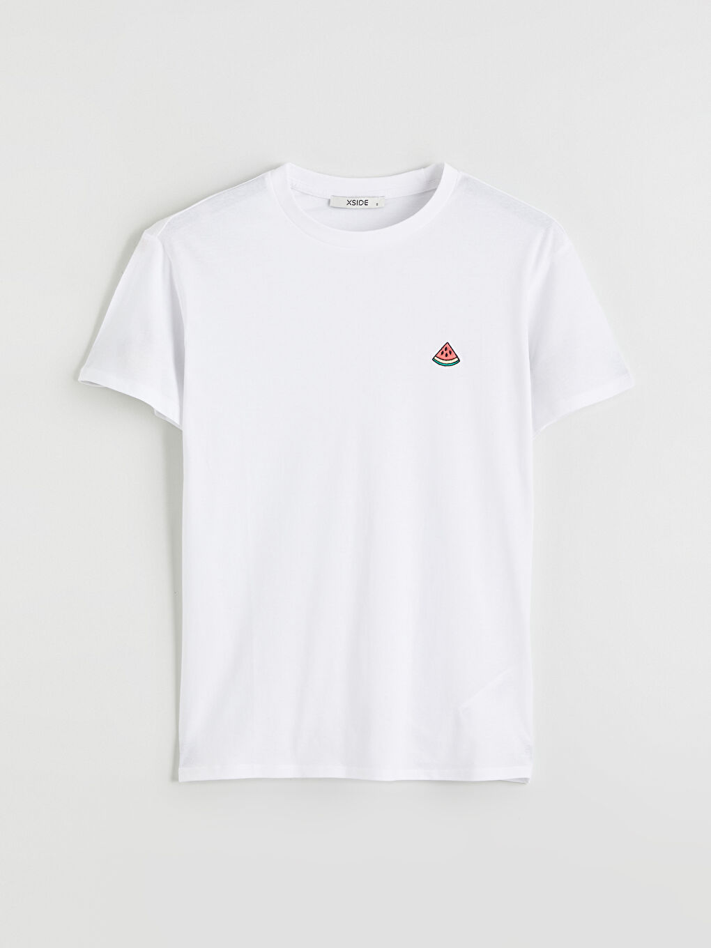 Дамска тениска с кръгло деколте и бродирана диня-4