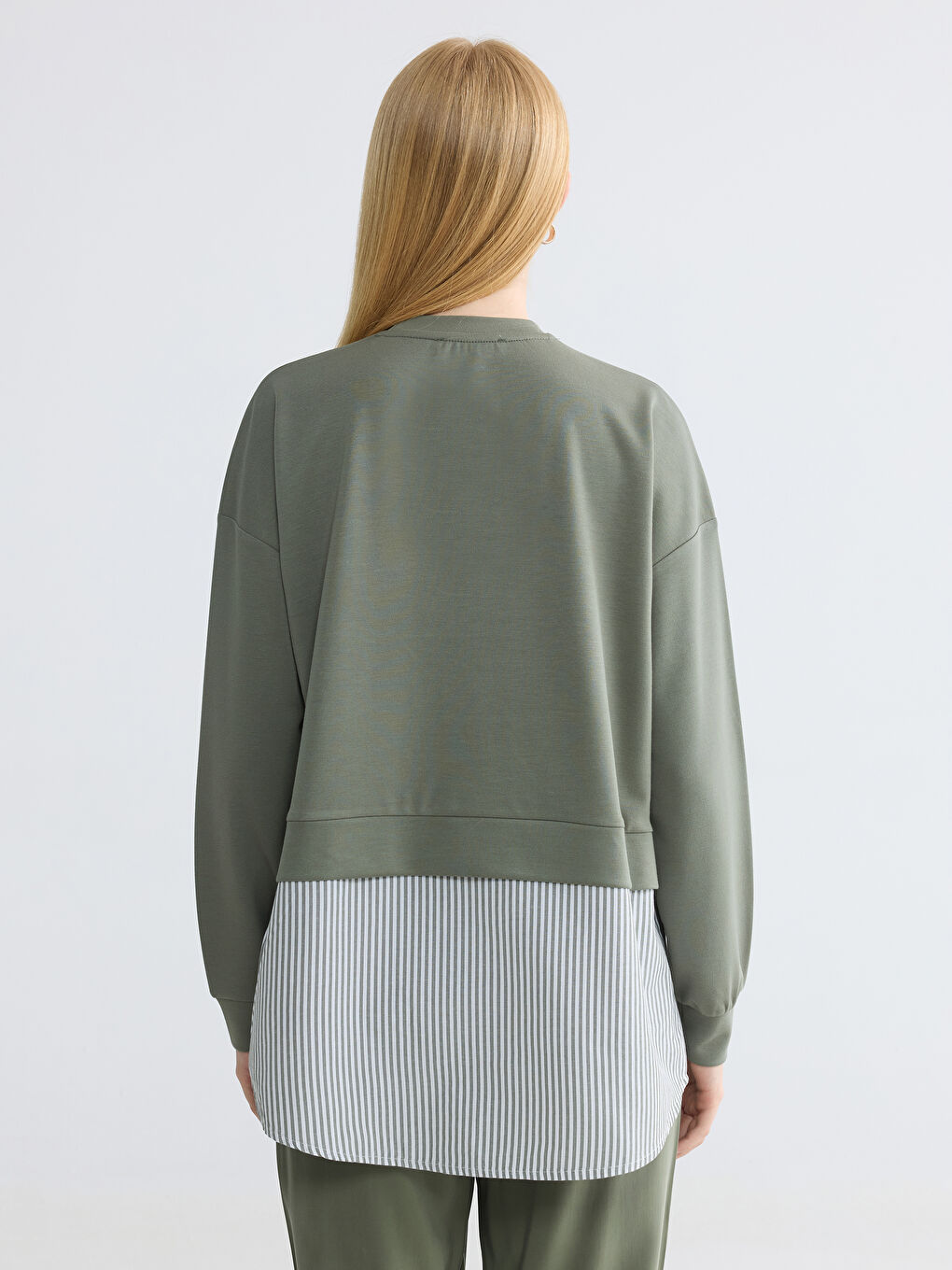 سويت شيرت تونيك بنساء بتفاصيل قميجة بكول مدور-3