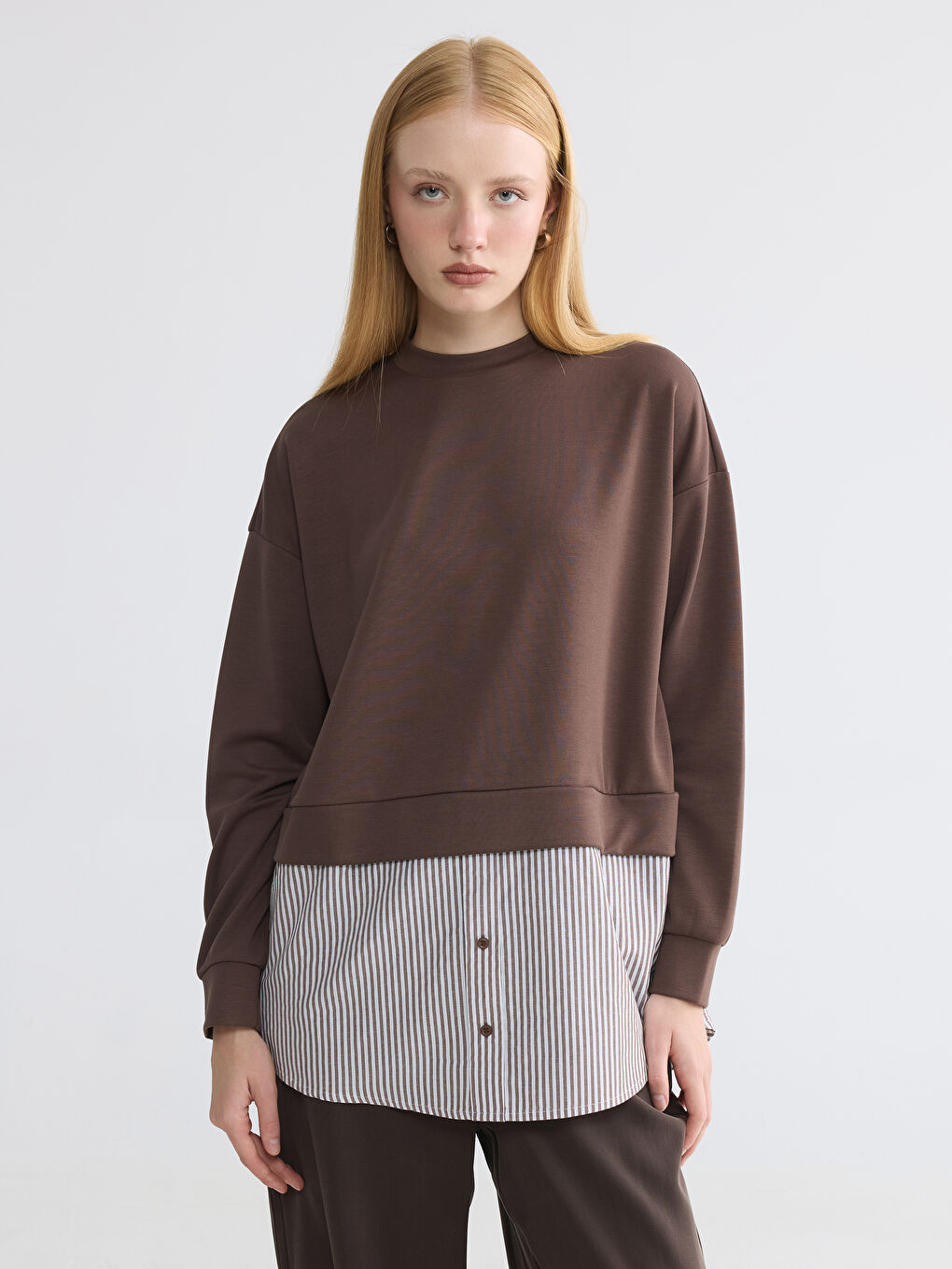 Kahverengi Gömlek Detaylı Kadın Sweatshirt Tunik
